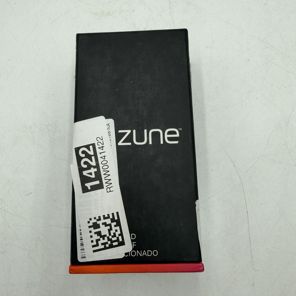 Microsoft Zune 1143 Black 16 GB Digital Media Player For Parts Does Not Charge